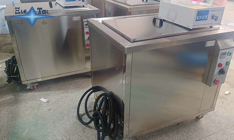 超聲波清洗機(jī)在汽車行業(yè)的應(yīng)用，如何清潔汽車零部件？